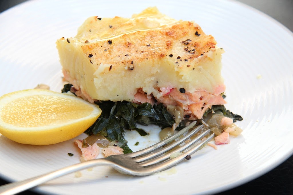 Salmon and spinach pie - Domestic Goddesses